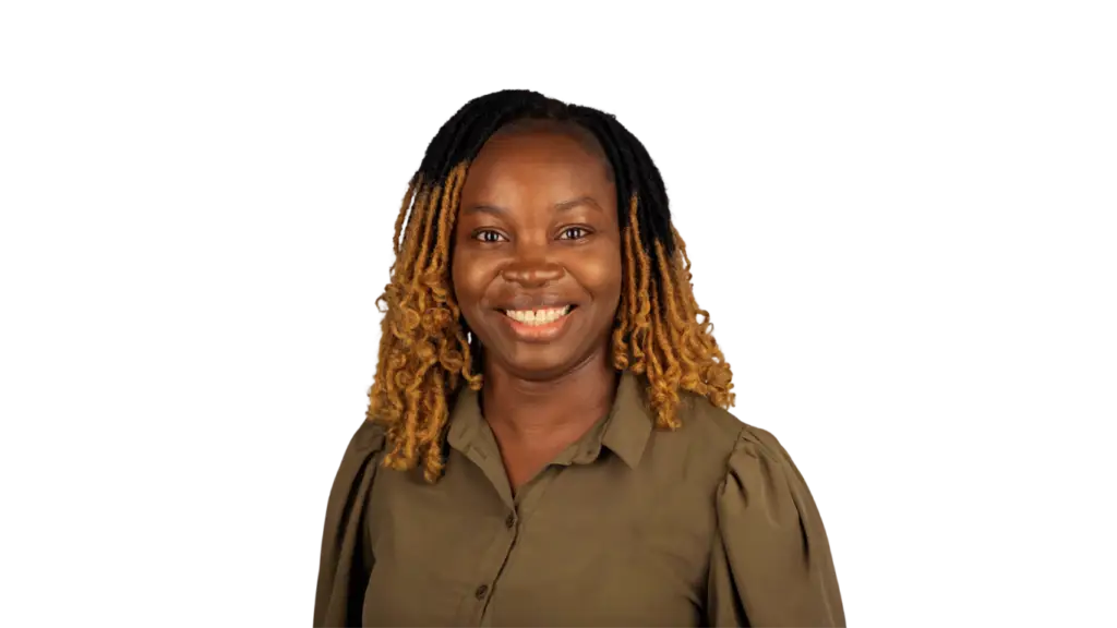 Ibiyemi, a financial coach and investment expert at Kias Consulting Pro, guiding individuals toward financial independence.