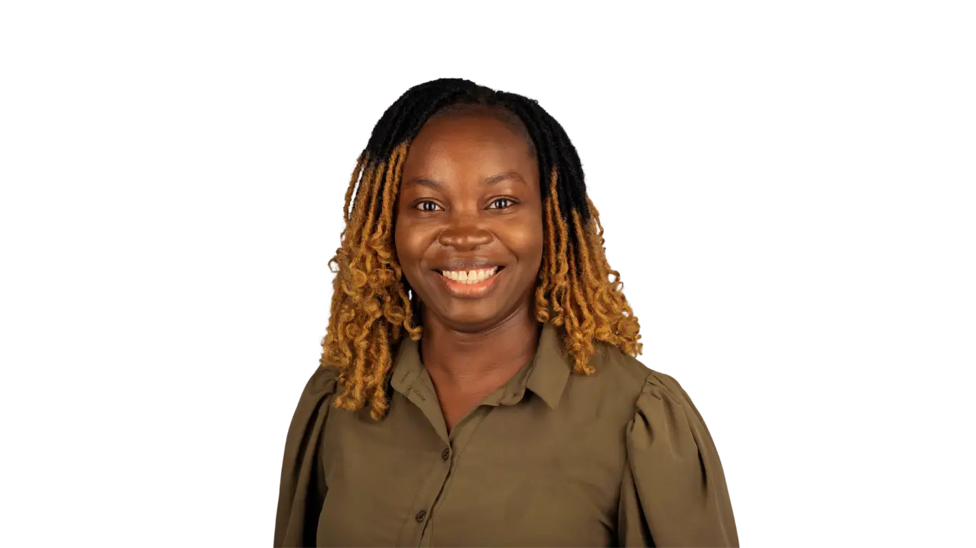 Ibiyemi, a financial coach and investment expert at Kias Consulting Pro, guiding individuals toward financial independence.